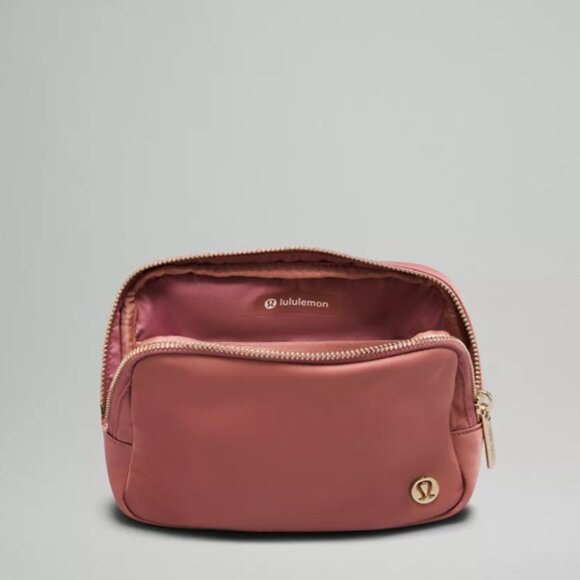 Lululemon belt bag - Picture 5 of 6